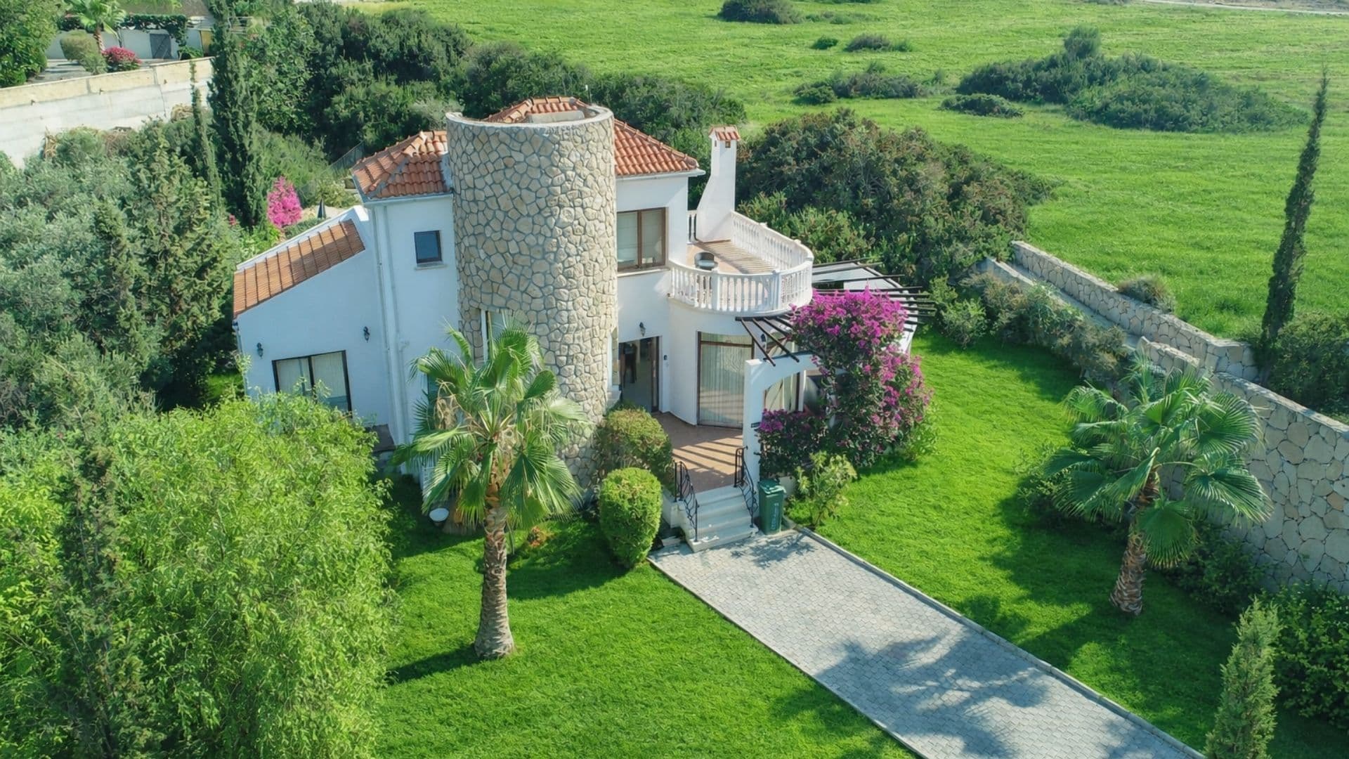 The Morlais | Exclusive Seafront Luxury Villas