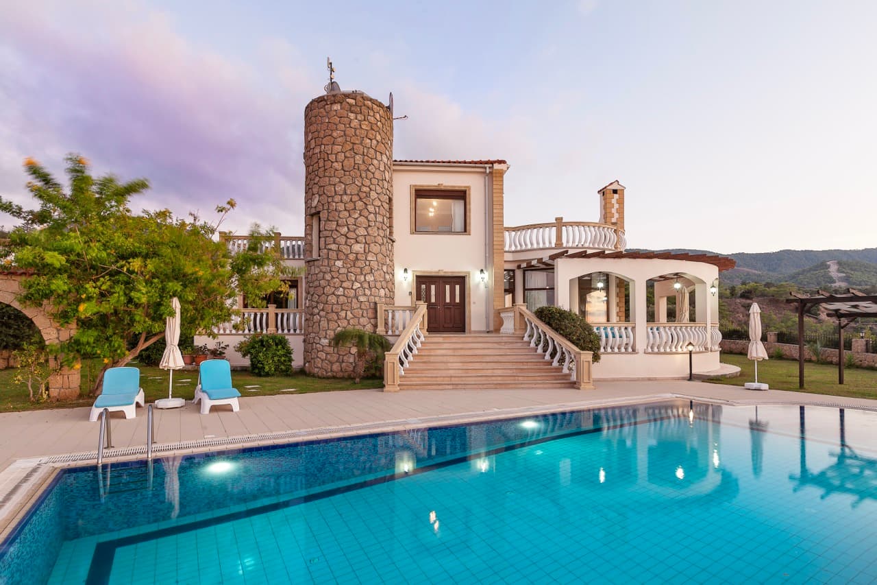 Sunset Valley | Refined Hillside Living Overlooking the Mediterranean